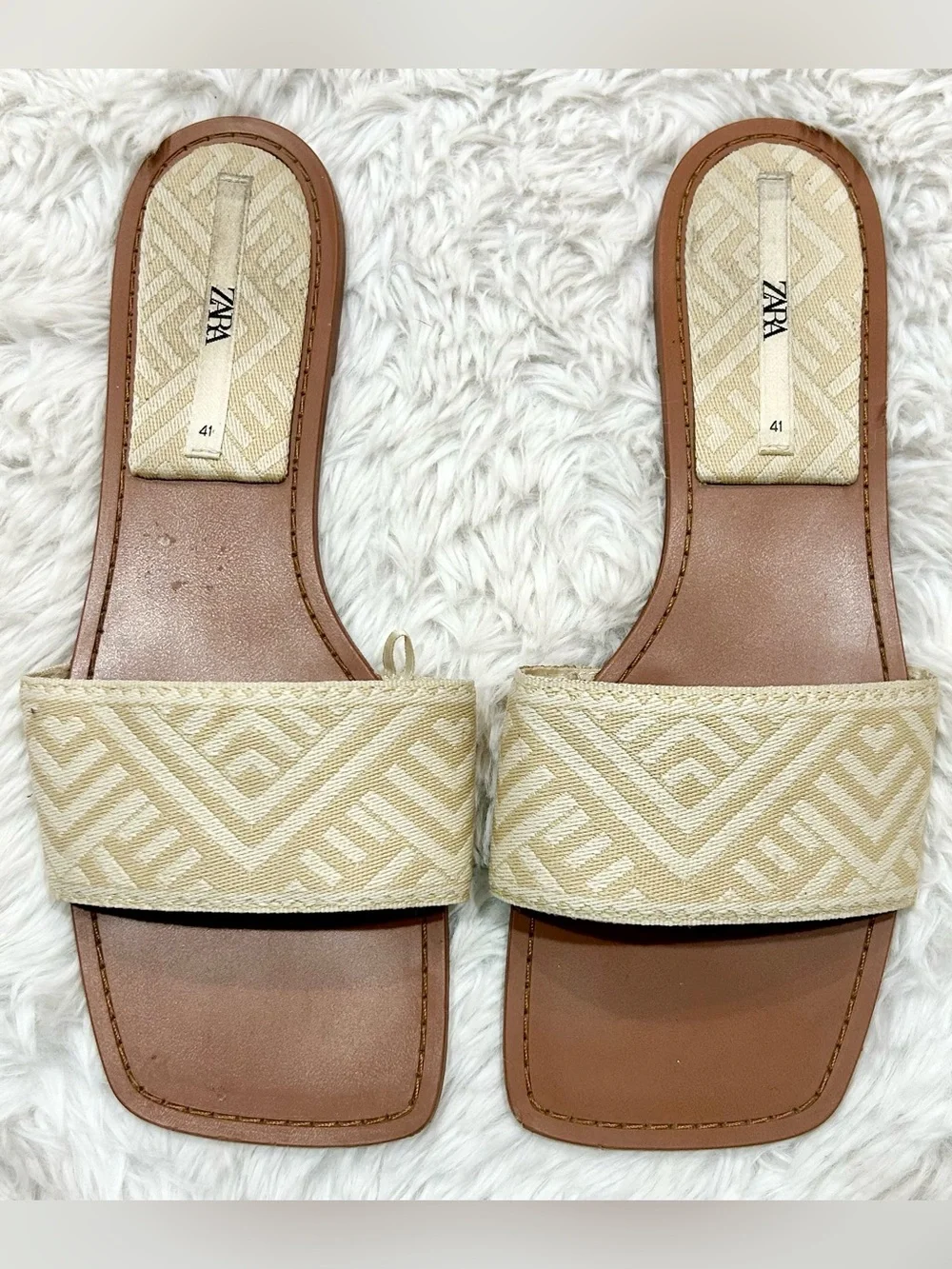 Zara Women’s Flat Sandals Slides Shoes Beige Fabric Size 10 / 41 Square Toe - Picture 5 of 6